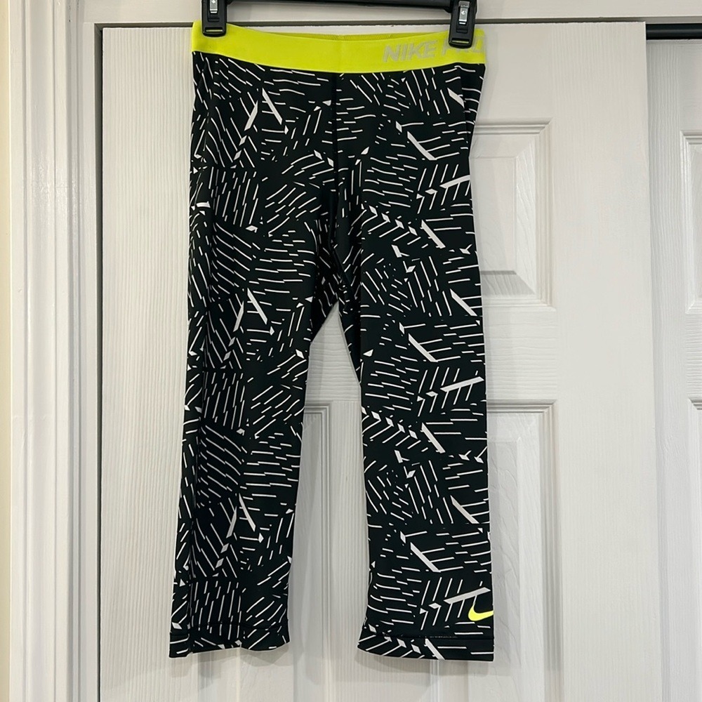 Nike Pro Bash Dri Fit Leggings‎